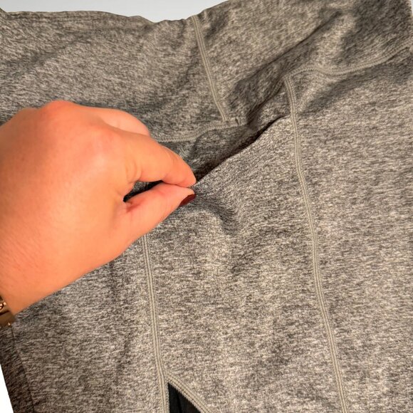 Grey & black mesh leggings - Picture 2 of 8